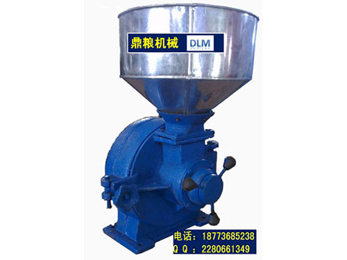 30型磨片式粉碎機(jī)、磨粉機(jī)磨粉機(jī)，磨片式，產(chǎn)量達(dá)1000公斤時(shí),粗細(xì)可調(diào)